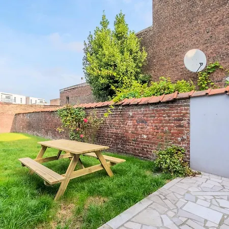 Maison 3 Avec Jardin, Proche Metro Croix